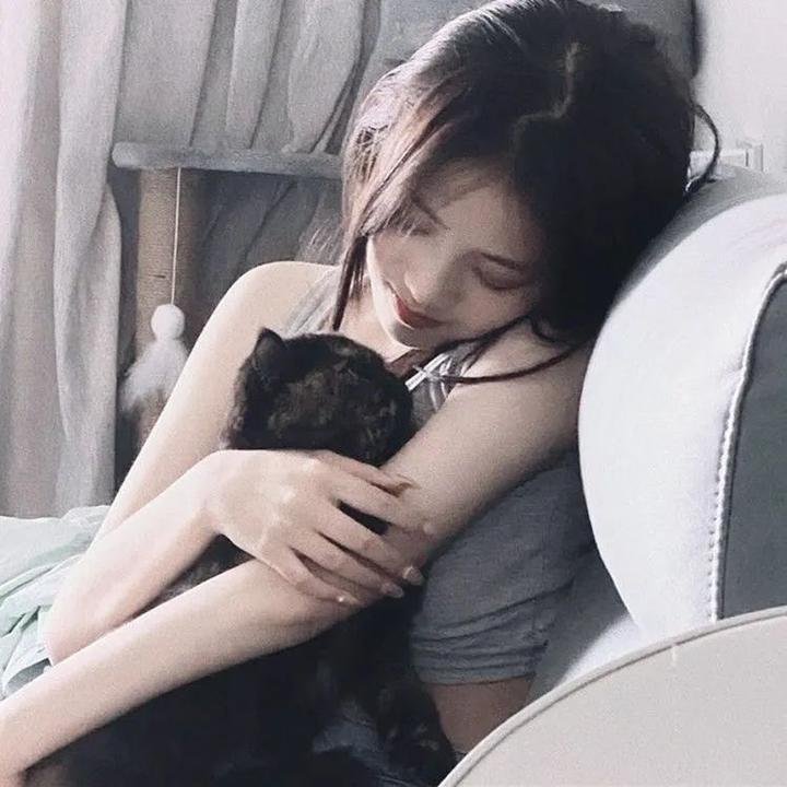 系统让我虐男主,结果他自我攻略了